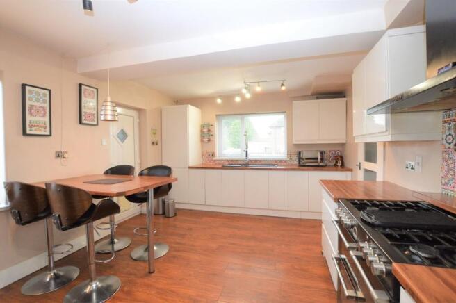 Breakfast Kitchen