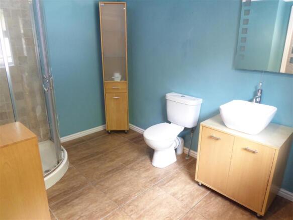 Ground Floor Bathroom