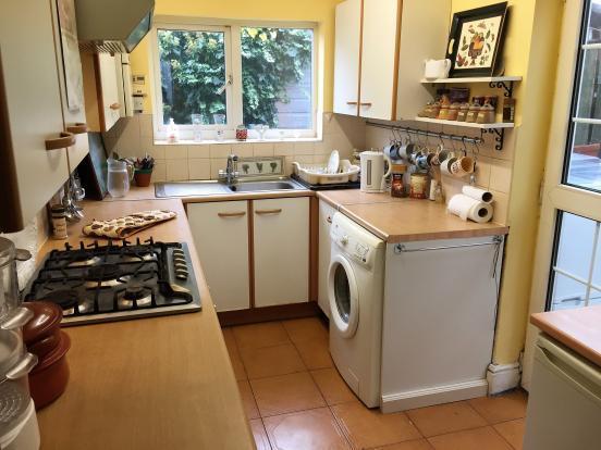 Fitted Kitchen