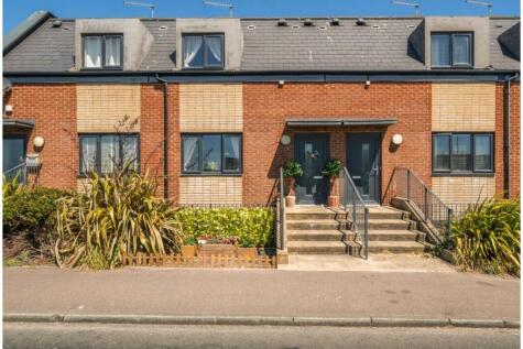 7 Station Approach, Seaford, BN25