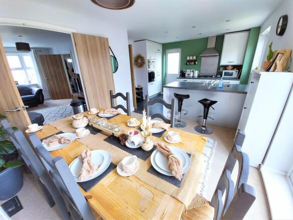 Kitchen Diner
