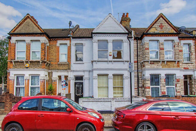 Upper Flat 284, Mount Pleasant Road, Tottenham, London, N17 6EZ