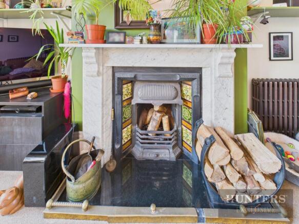 5 bed Terraced for sale Image 8