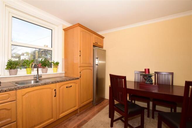 Kitchen/Dining Area