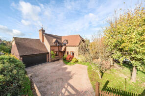 2, Oakdene, Burghfield Common, Reading RG7 3EW