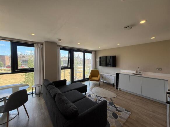 1 bed Apartment to rent Image 7