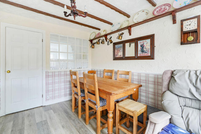 3 bed Terraced for sale Image 10