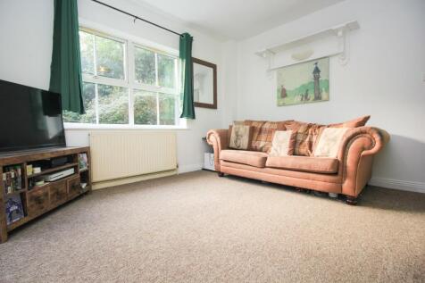 66 Middle Road, Sholing, SO19