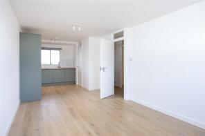 Flat 15, 125, Upper Richmond Road, London SW15 2TL