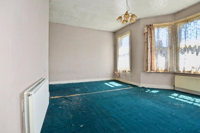 Flat B, 54 Mount Pleasant Road, Hither Green, London, SE13 6RQ