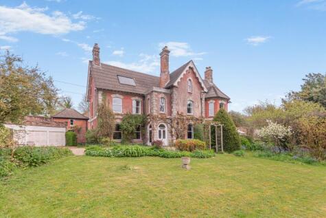 Petersfinger Road, Petersfinger, Salisbury, Wiltshire
