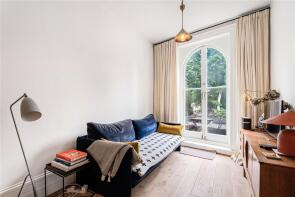 Flat 2, 130 Empress Court, Lauriston Road, Hackney, London E9 7LH