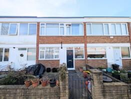 38, Swanwick Close, London SW15 4EF