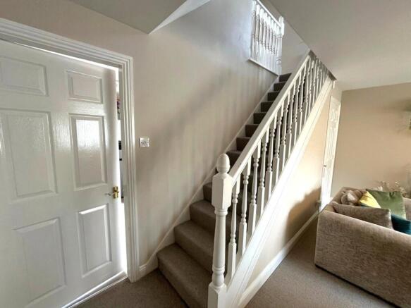 3 bed Semi-Detached for sale Image 11