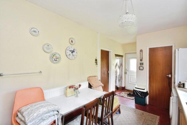 2 bed Semi-Detached for sale Image 4
