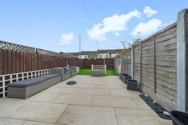 Gibson Street, Sittingbourne - Garden