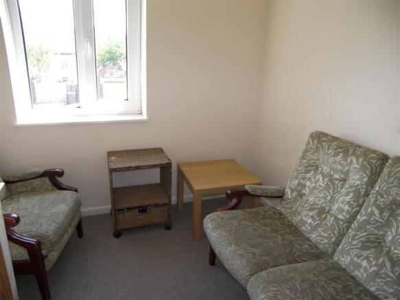 Bed/Sitting Room