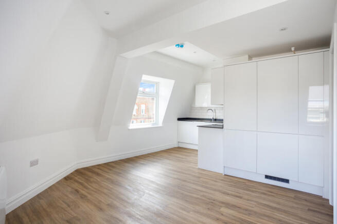 160 Ewell Road Surbi