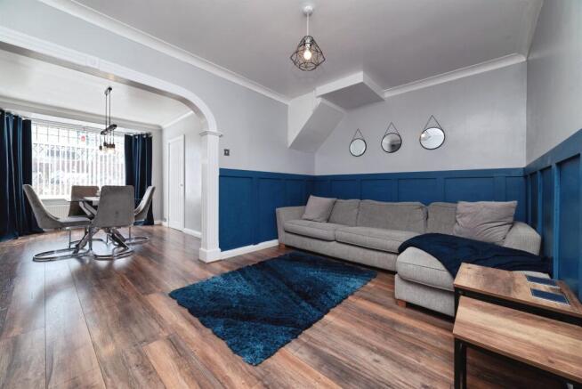 3 bed Terraced for sale Image 4