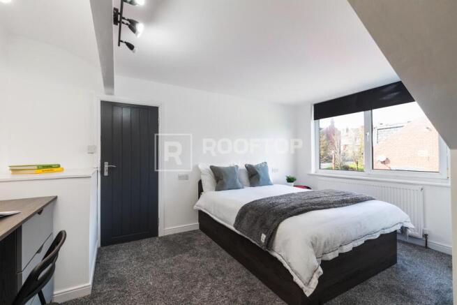 2 bed House to rent Image 10