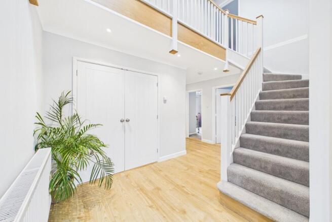 CAM01689G0-PR0503...