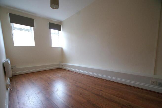 2C, 140 Streatham Hill Rec.jpg