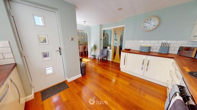 4 bed Detached for sale Image 7