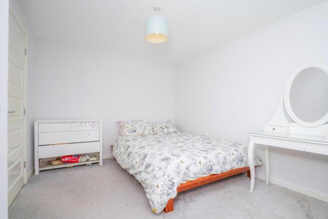 4 bed Detached for sale Image 10