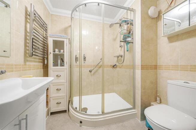 Shower Room.jpg