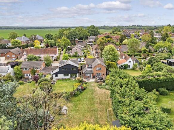 Drury Lane - Hunsdon - Large Garden photo 4