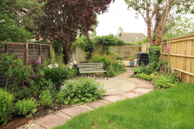 Photo 10