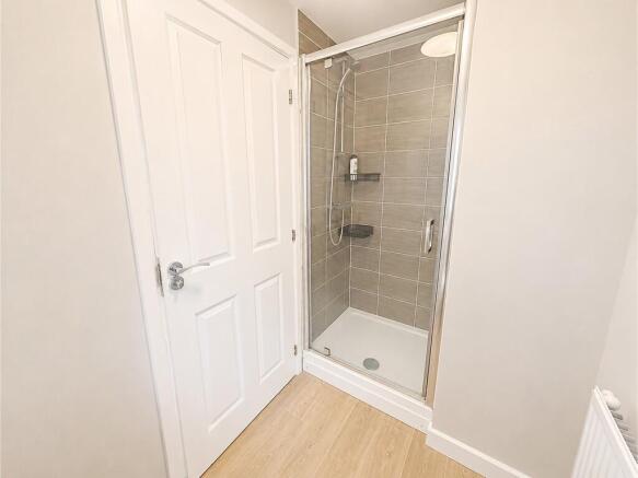 3 bed Detached for sale Image 12