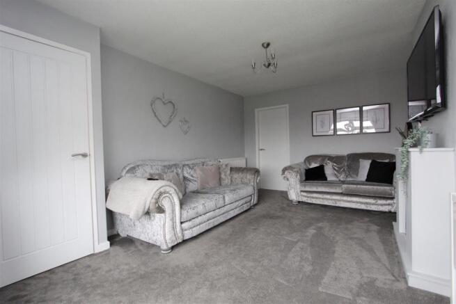 Living Room..jpg
