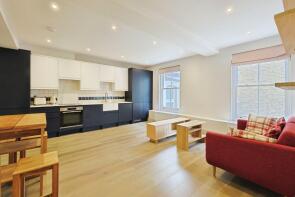 Flat 4, 1, Oaklands Grove, London W12 0JD
