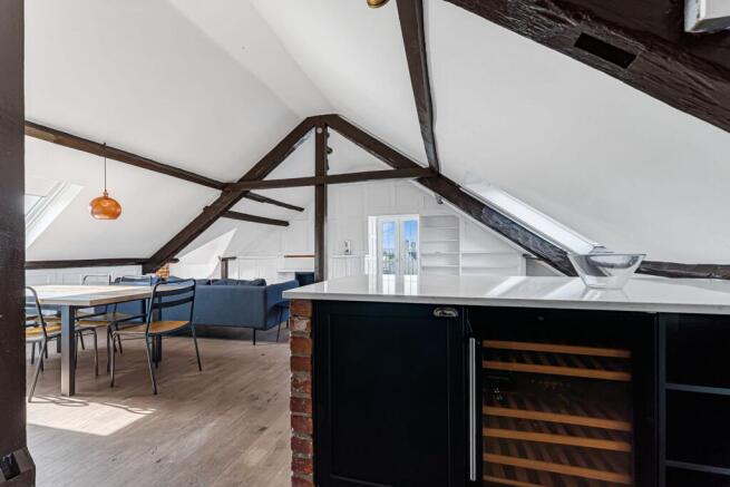 Kitchen/Living Area