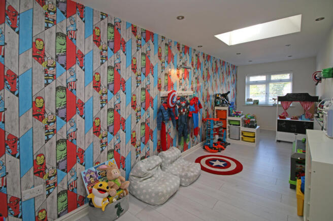 Photo 12