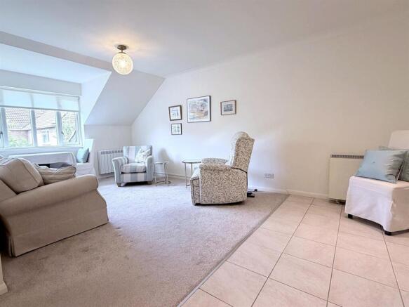 Open-Plan Living/Dining/Kitchen
