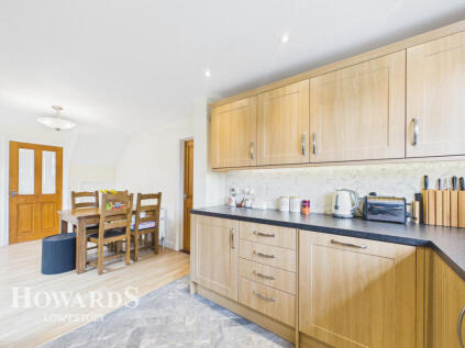 Pinewood Avenue, Lowestoft