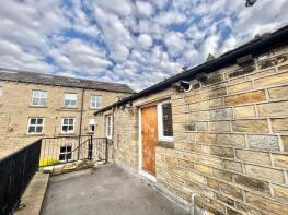 8, St Philips Court, Birchencliffe, Huddersfield HD3 3BE