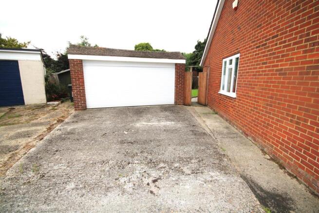 Garage.JPG