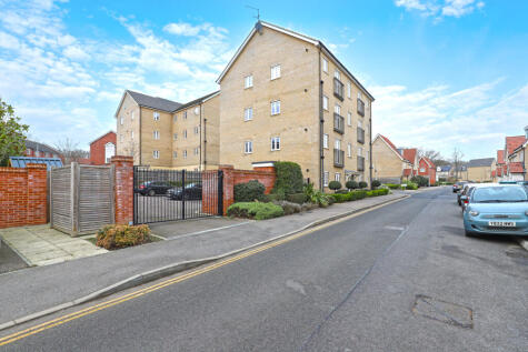 Five Oaks Lane, Chigwell, IG7