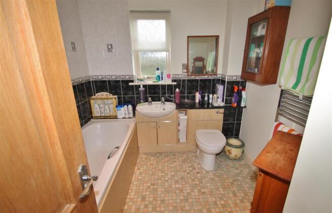 Photo 9