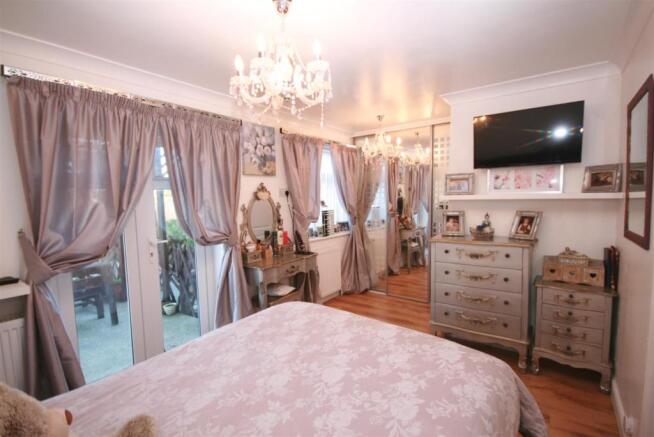 Ground Floor Bedroom.JPG