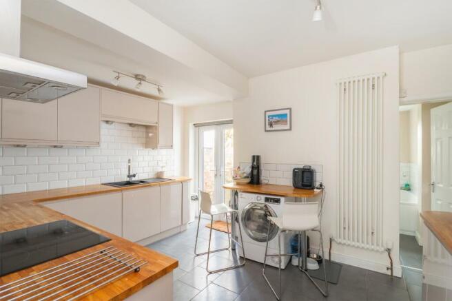 2AR1BR - Kitchen B.jpg