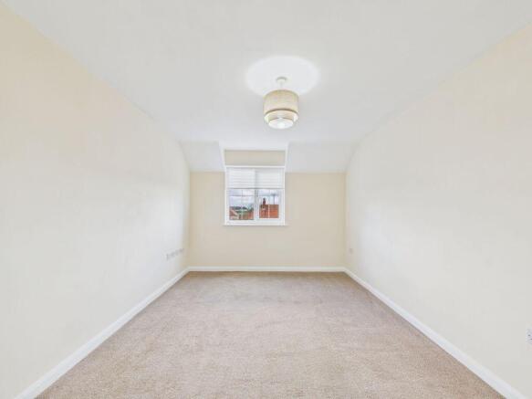2 bed Flat for sale Image 4
