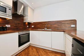 5, 10 Sovereign Court, Weir Gardens, Rayleigh SS6 7SR
