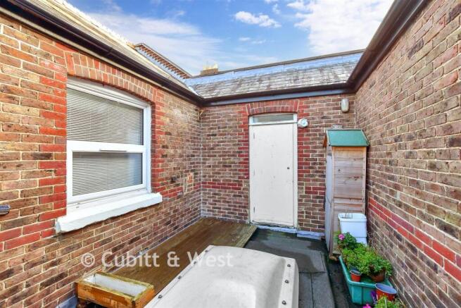 External Lifestyle Photograph