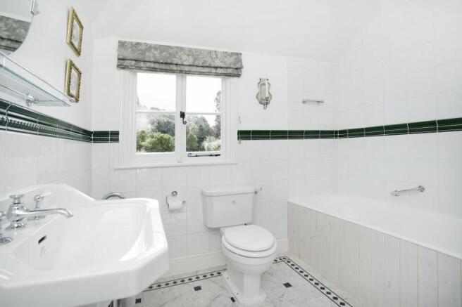 Photo 11