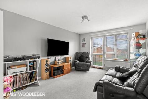 Brampton Close, Cheshunt