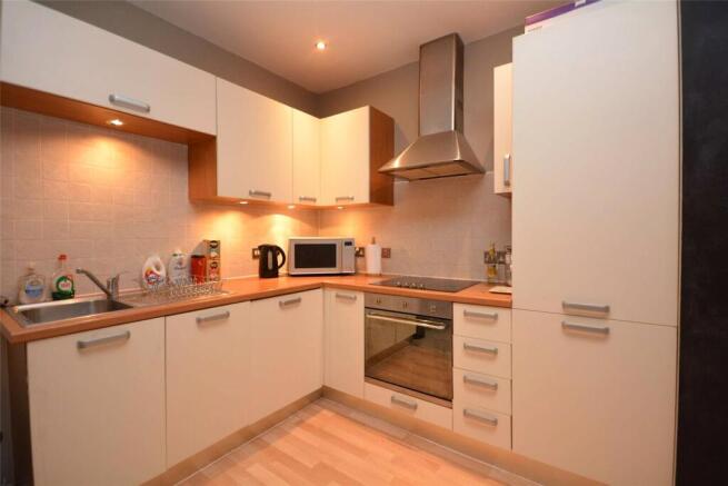 2 bed Apartment for sale Image 4